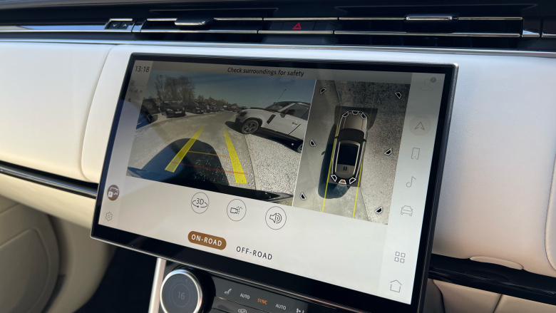 Land Rover Range Rover 3.0 D300 SE 4dr Auto Diesel Estate